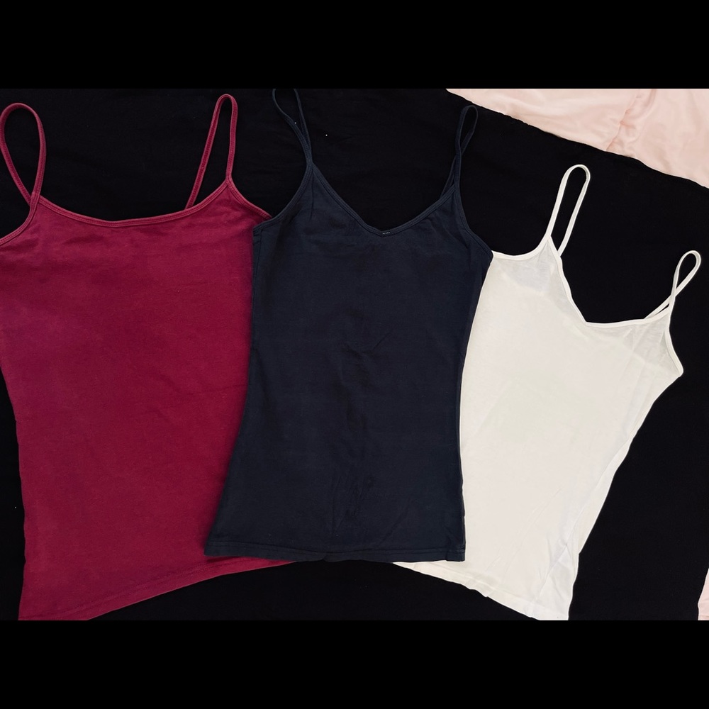 Forever 21 Organically Grown Cotton Scoop/V Neck Cami Bundle